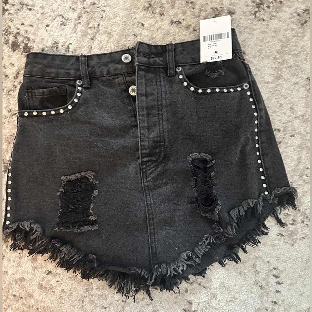 BLACK JEAN SKIRT